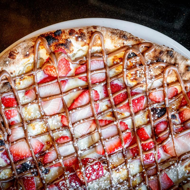 Nutella Pizza * photo