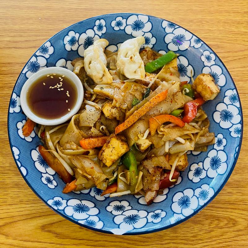 menu item 63 of 112, Drunken Noodle**