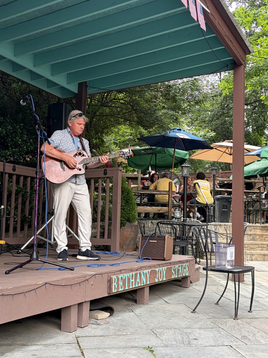 Acoustic Afternoon w Jeff Herbert event photo