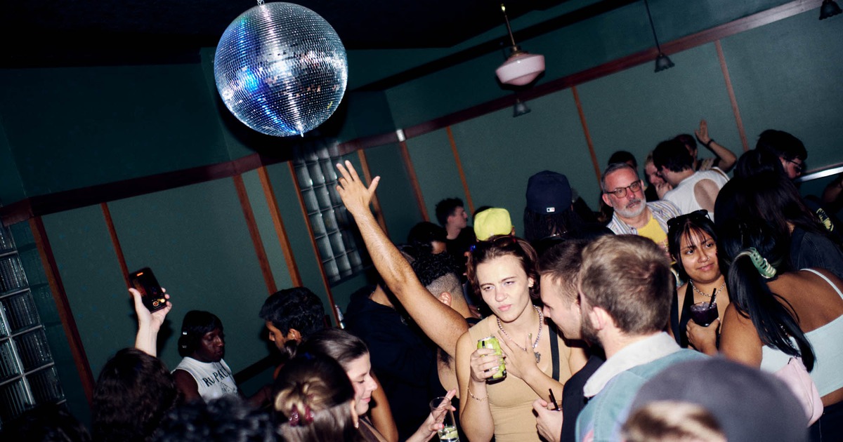 Crowd on the dance floor