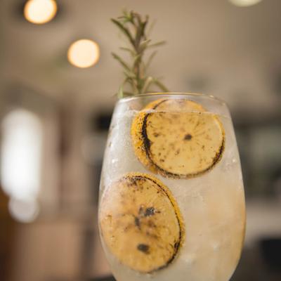 Gin and Tonic cocktail.