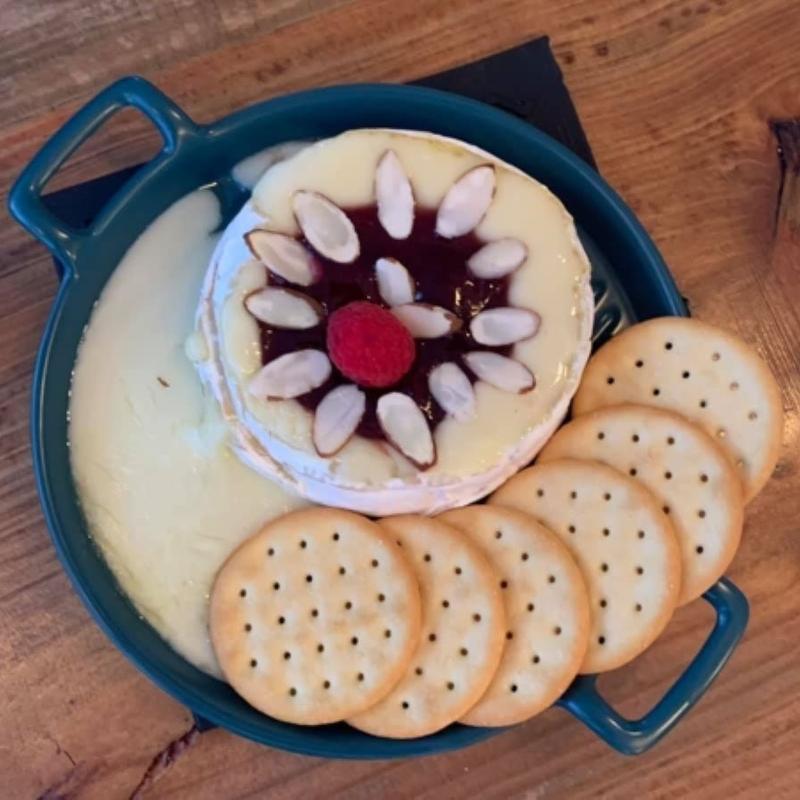 Baked Brie photo