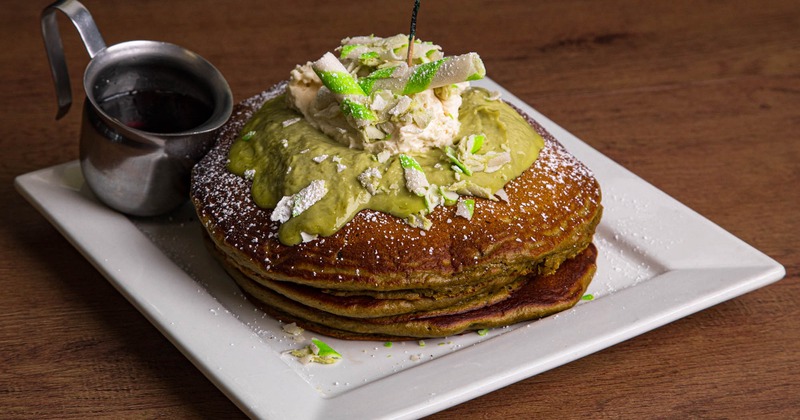 Pancakes with matcha green mascarpone sauce