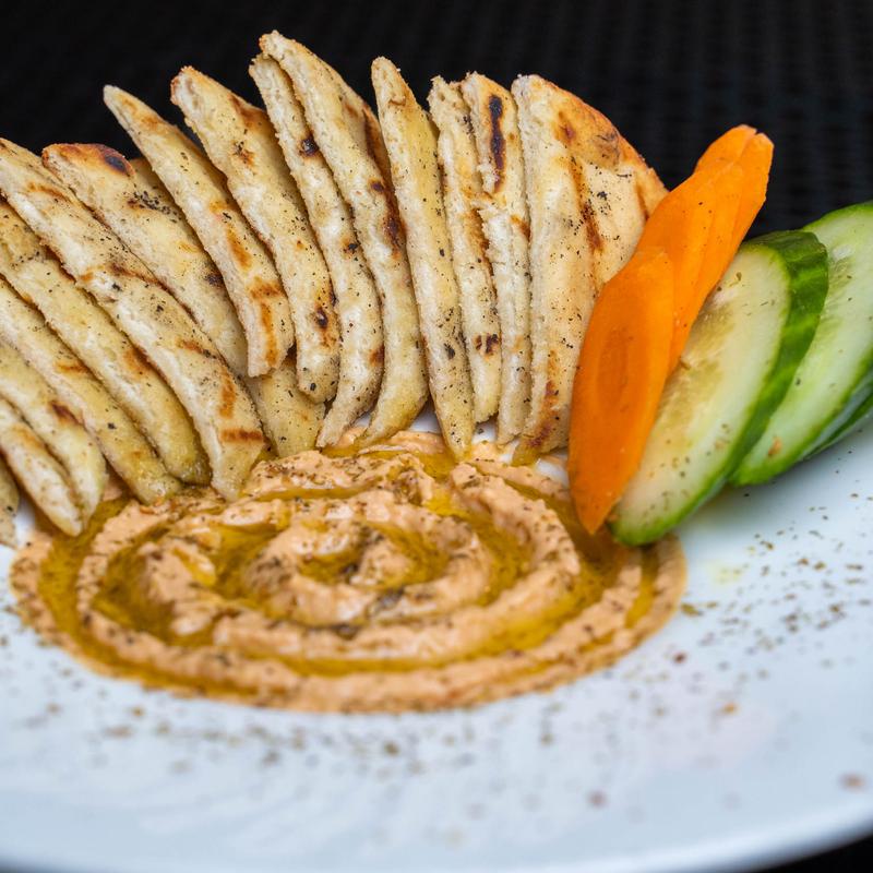roasted red pepper hummus photo