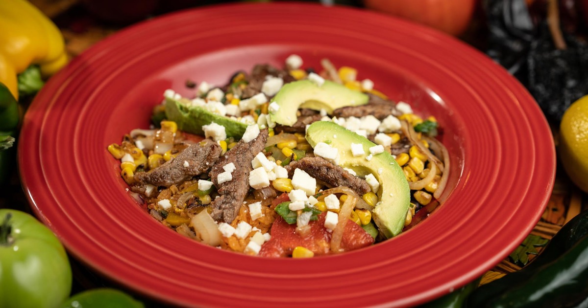 Steak taco salad