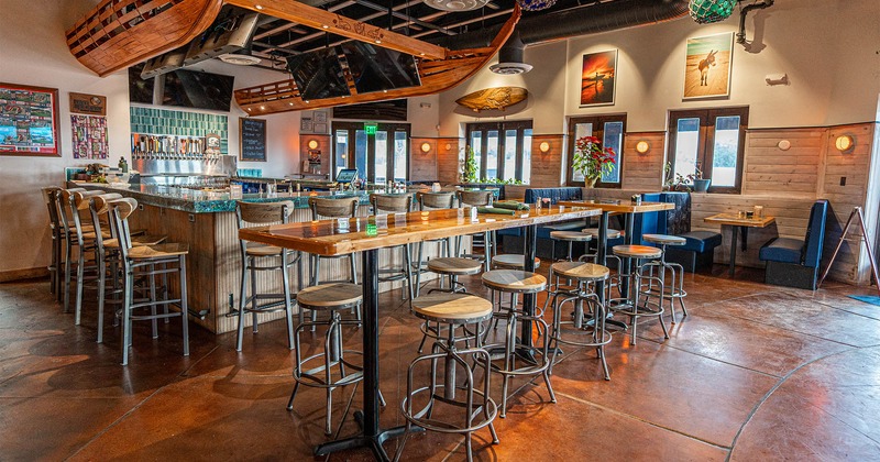Long, tall table and bar stools