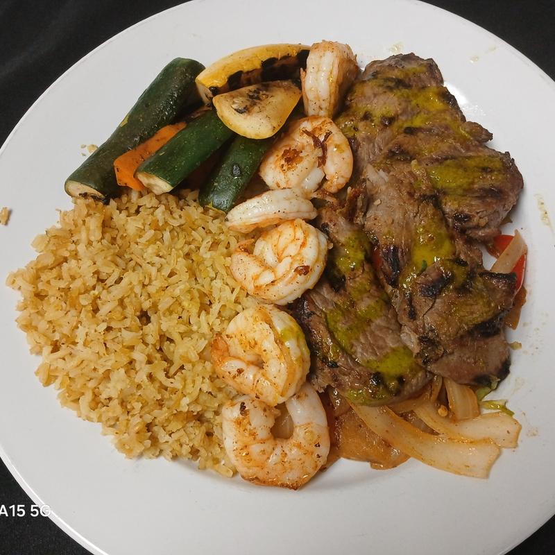 menu item 18 of 29, Carne Asada Y Camarones*