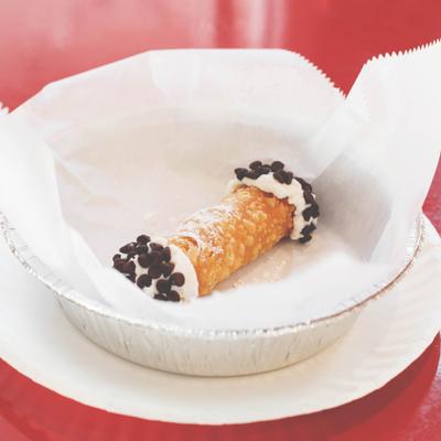 CANNOLI - CHOCOLATE CHIP.