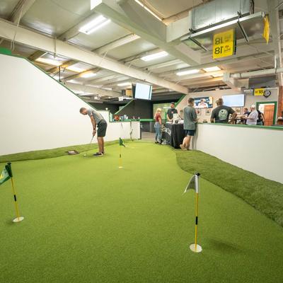 Indoor golf, customer