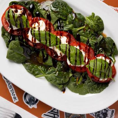 Lacuna Coil salad, caprese style, top view.