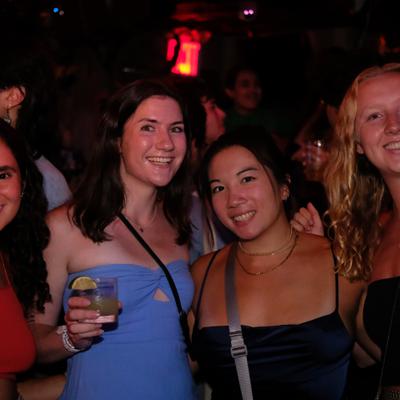 gallery photo number 174