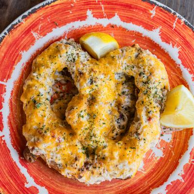crab di ppretzel top view.