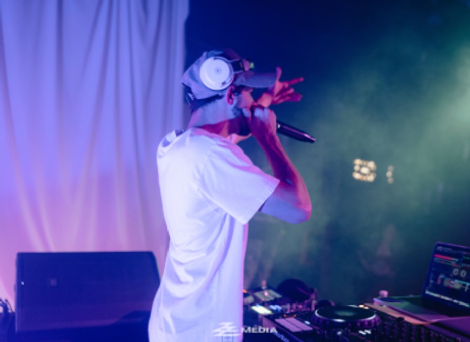 DJ INZY event photo