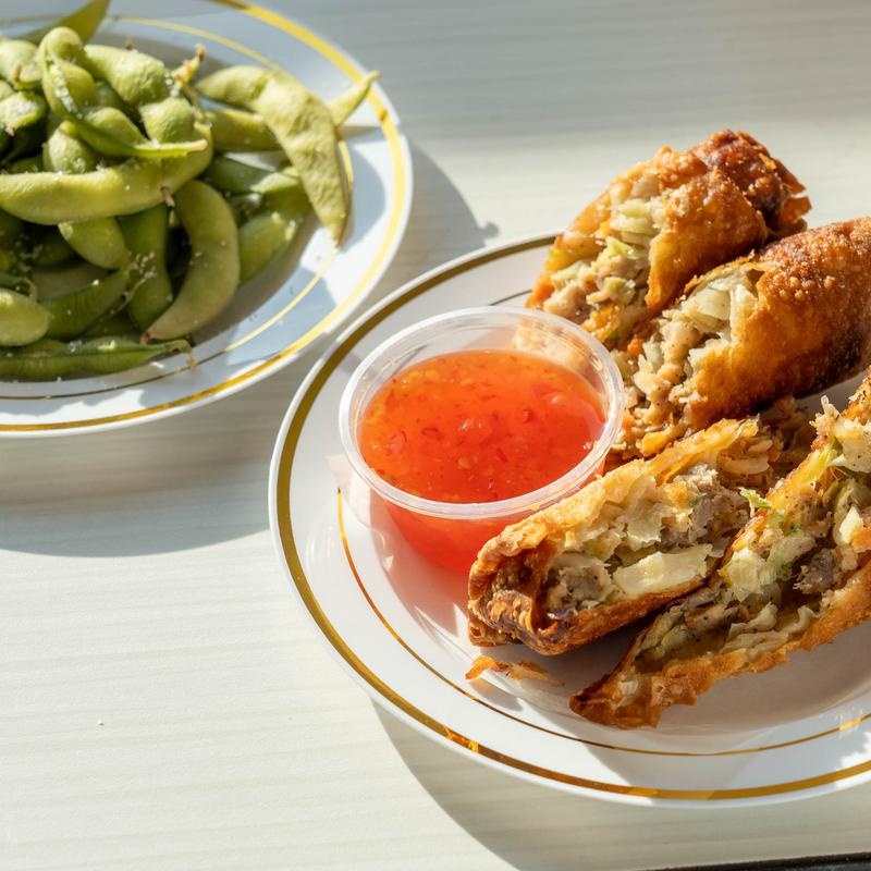 menu item 5 of 8, #19 Egg Roll
