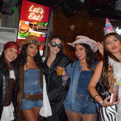 gallery photo number 421