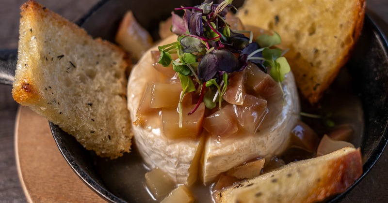 Baked Brie, close-up