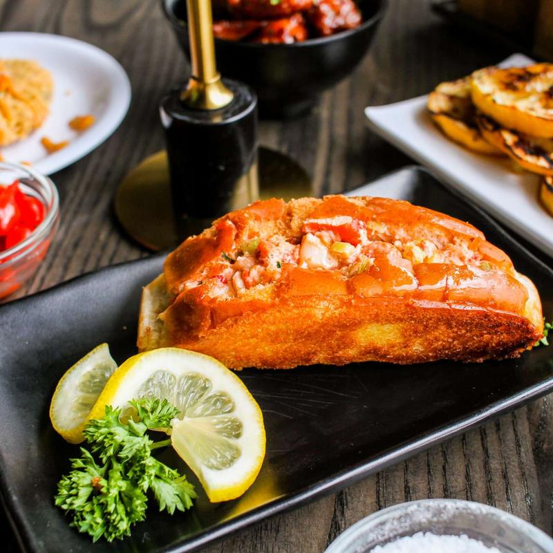 Crazy Lobster Roll photo