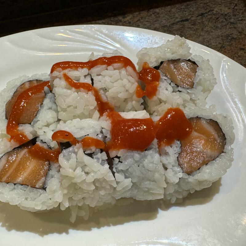 Spicy Salmon Roll photo