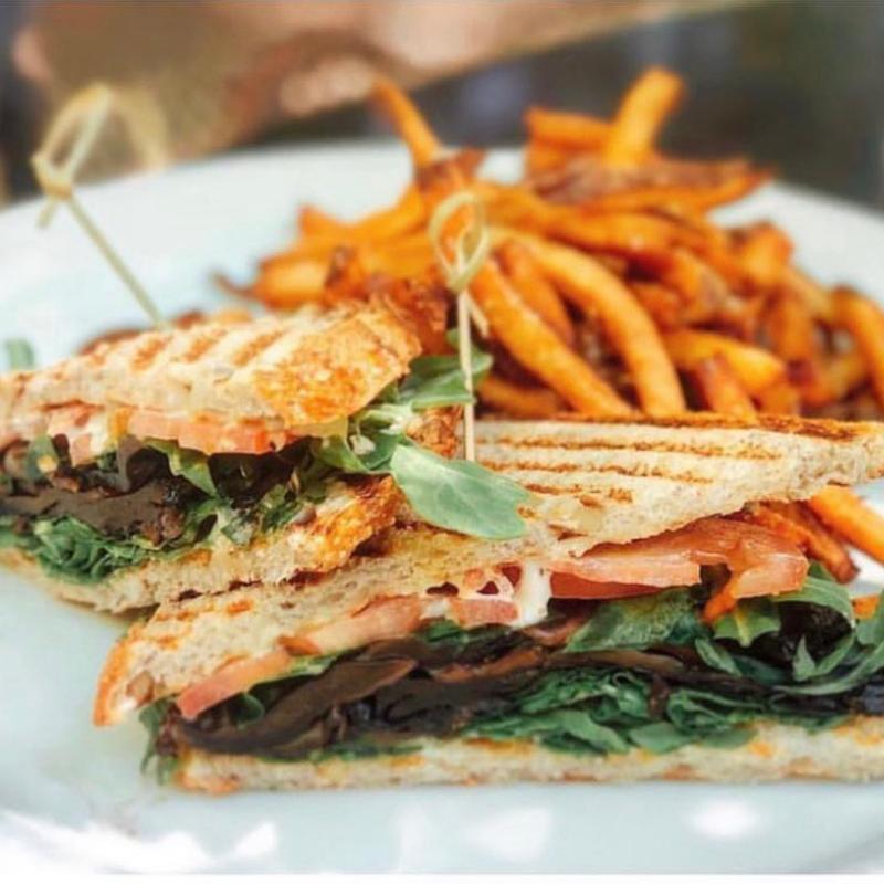 Tree Hugger BLT photo