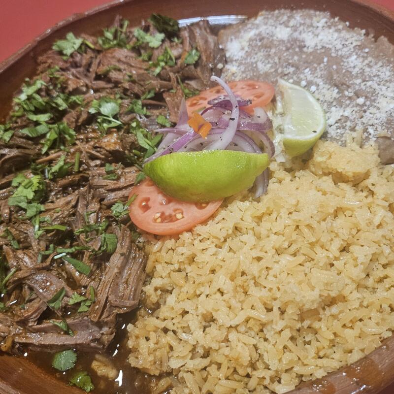 menu item 1 of 38, Plato de Birria
