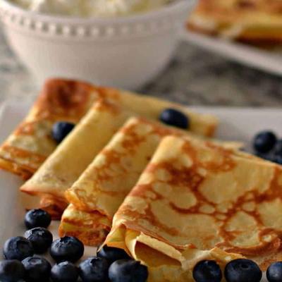 Crepes with blueberries