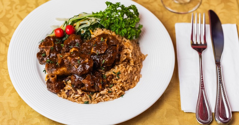 Oxtail stew with rice