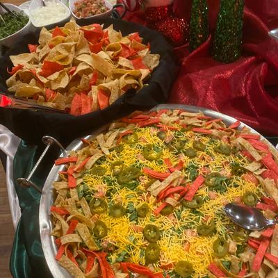 Snacks and mixed vegetables