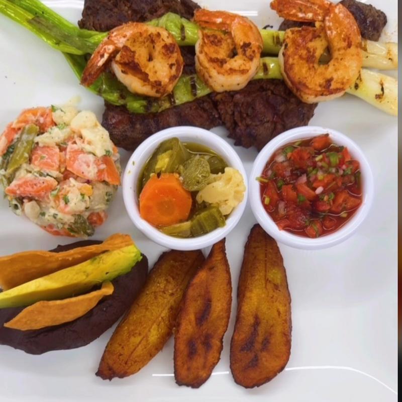 menu item 9 of 13, Churrasco Mar Y Tierra