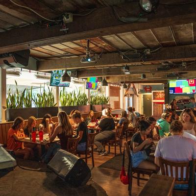 Lots of guests on the patio.
