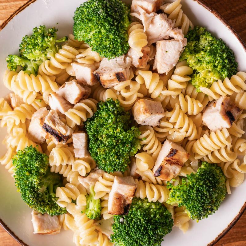 Broccoli & Chicken Fusilli photo