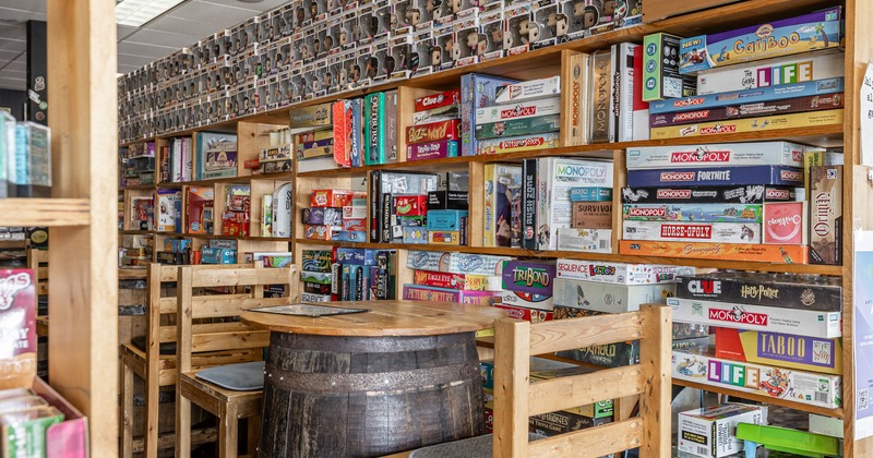 Barrel table and chairs
