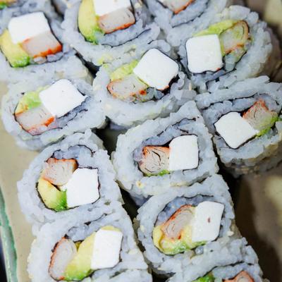 Sushi rolls with crab and avocado filling.