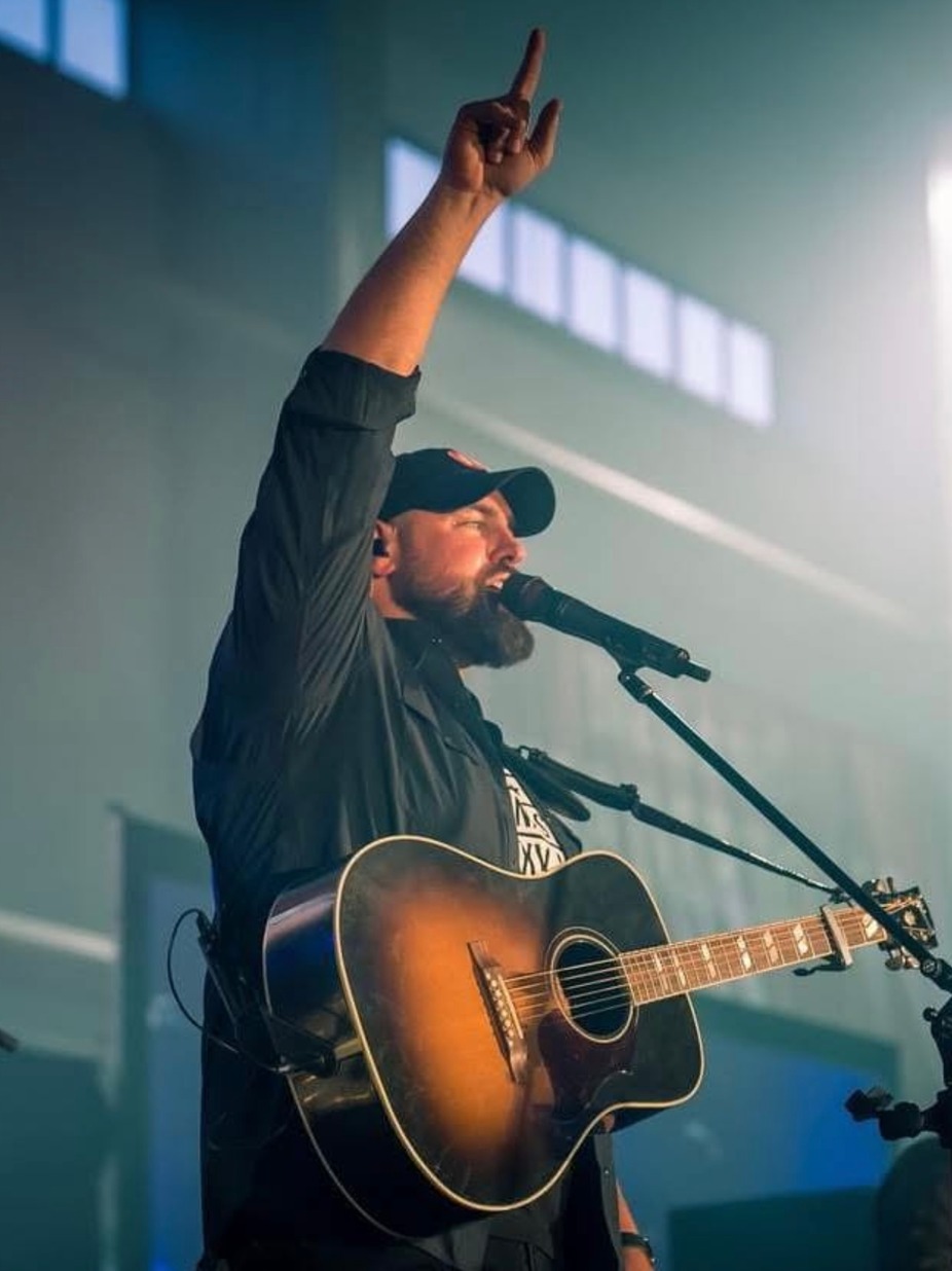 Evan Blankenship Acoustic event photo