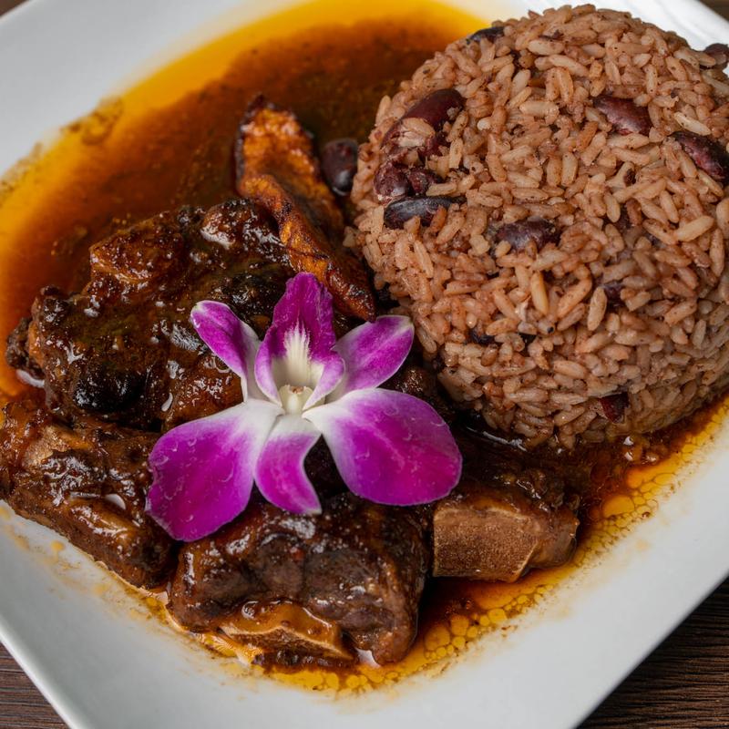 Find hearty Jamaican food at Las Vegas' House of Dutch Pot - Las Vegas  Weekly