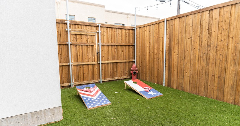 Exterior, mini golf course