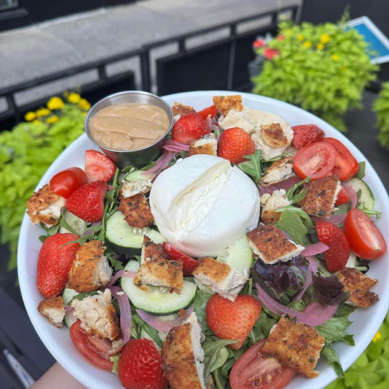 menu item 33 of 33, Mango Chicken Salad*
