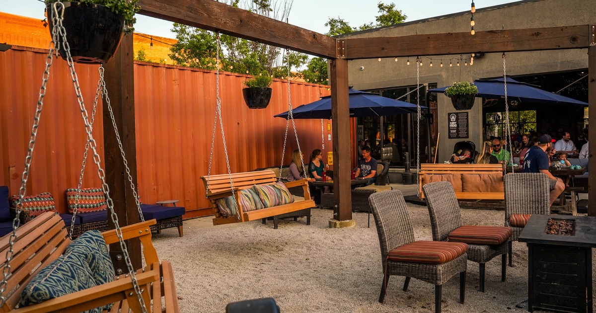 Exterior, tables and chairs ready for guests