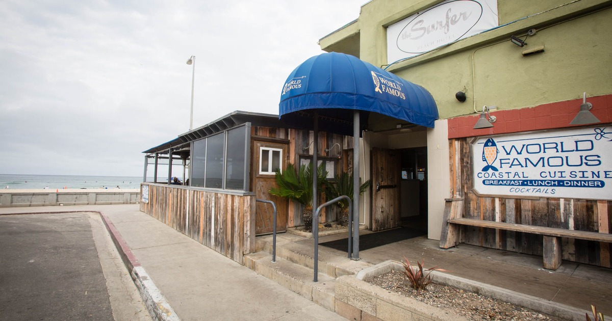 Restaurant exterior, main entrance