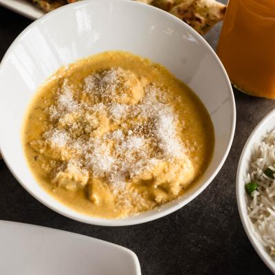 Free range boneless chicken cooked in a coconut curry sauce.