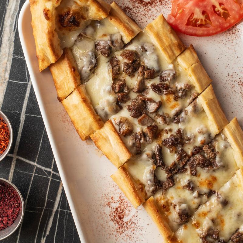 Kavurmali Pide (Ribeye Pide) photo
