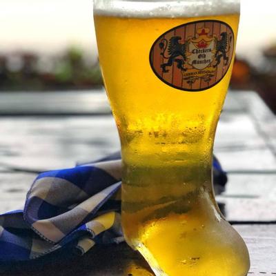 1 litre Boot of Beer