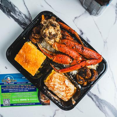 Jerk crab and shrimp.