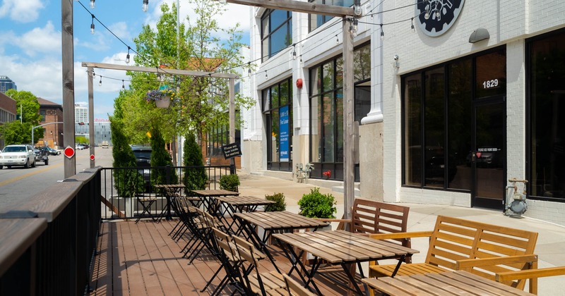 Exterior, patio, tables and chairs on the sun