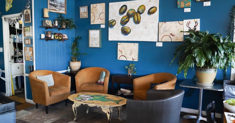 Lounge area with arm chairs
