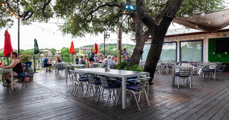 Exterior, patio, tables and chairs