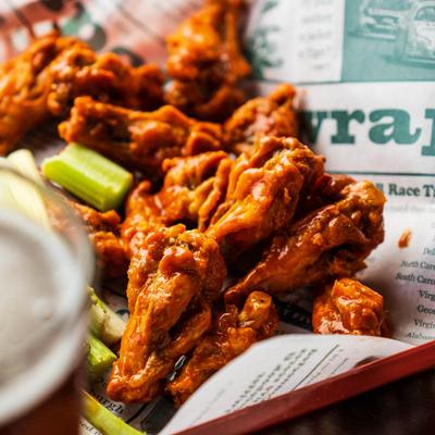 Buffalo Wings  served, closeup