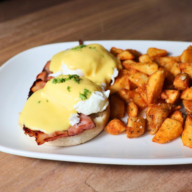 Eggs Benedict photo