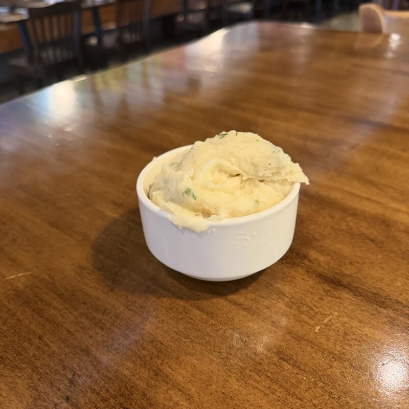 Roasted Garlic Whipped Potatoes photo