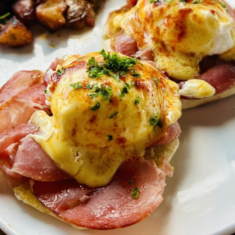 Prosciutto Eggs Benedict photo