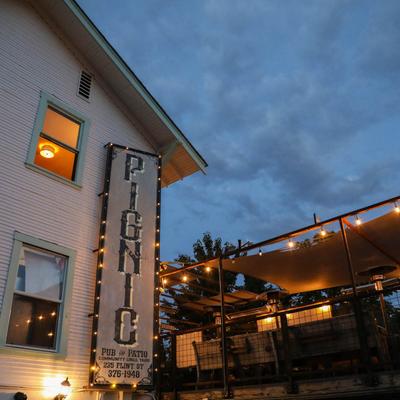 The Pignic Pub outside.